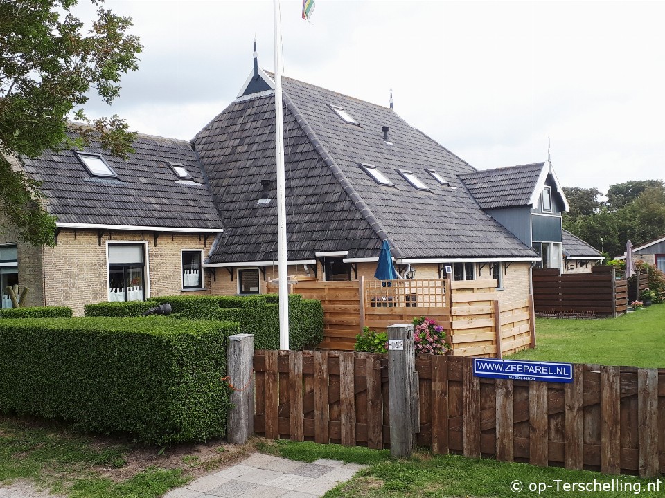 Buitenaanzicht Zeeparel Buitenaanzicht Zeeparel